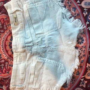 White Brandy Melville beach shorts 💚